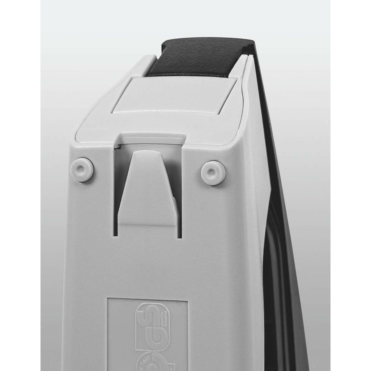 V6H2894337B560F218B9F9BFA4AD3D5073BR4994623P3