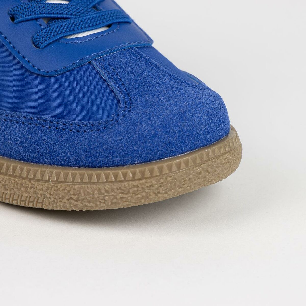 V7H4B1A1223B9BB090AB133C39C6A842C6ER6729885P8