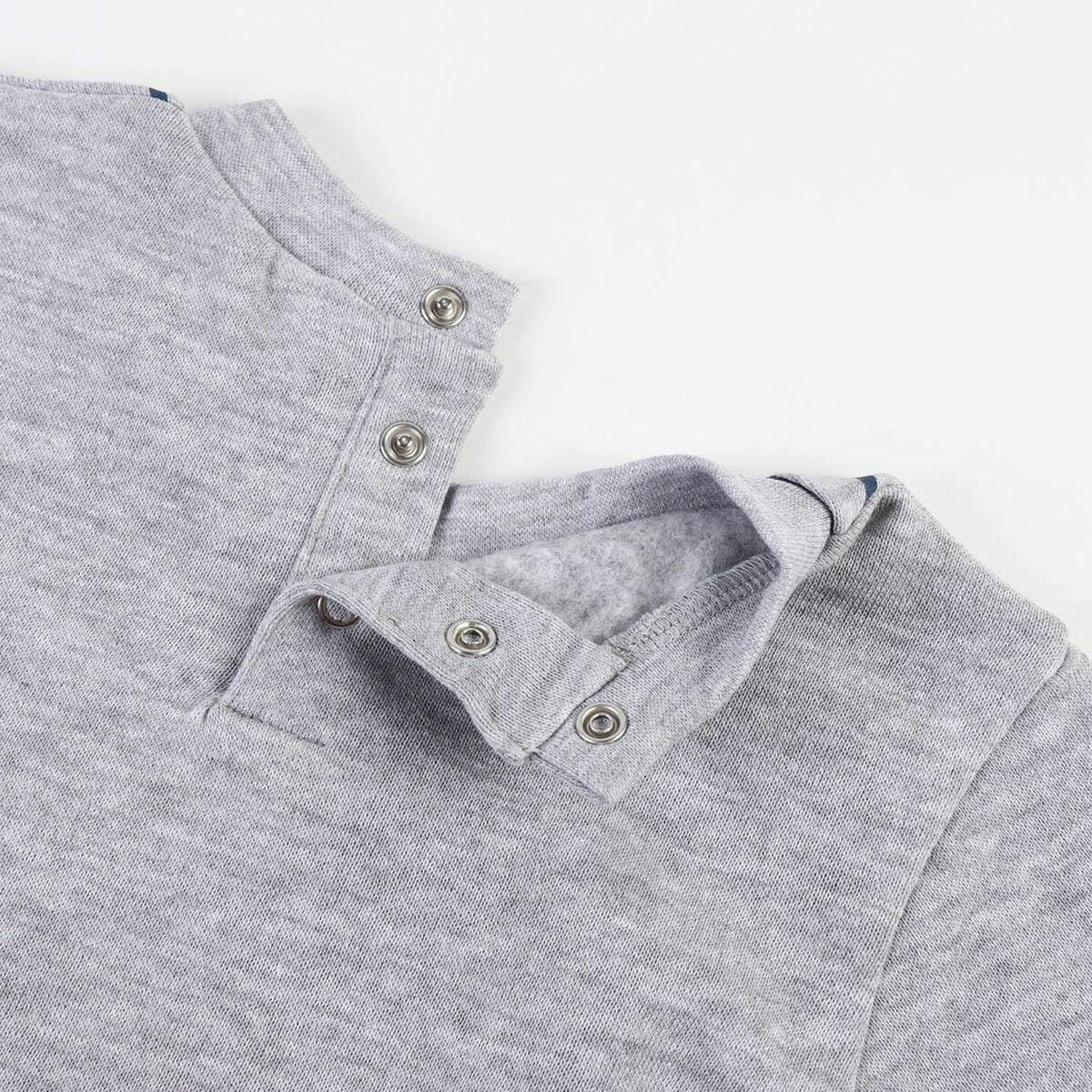 V9H43261D264A4005C3A542CA09CF05D269R4723555P4