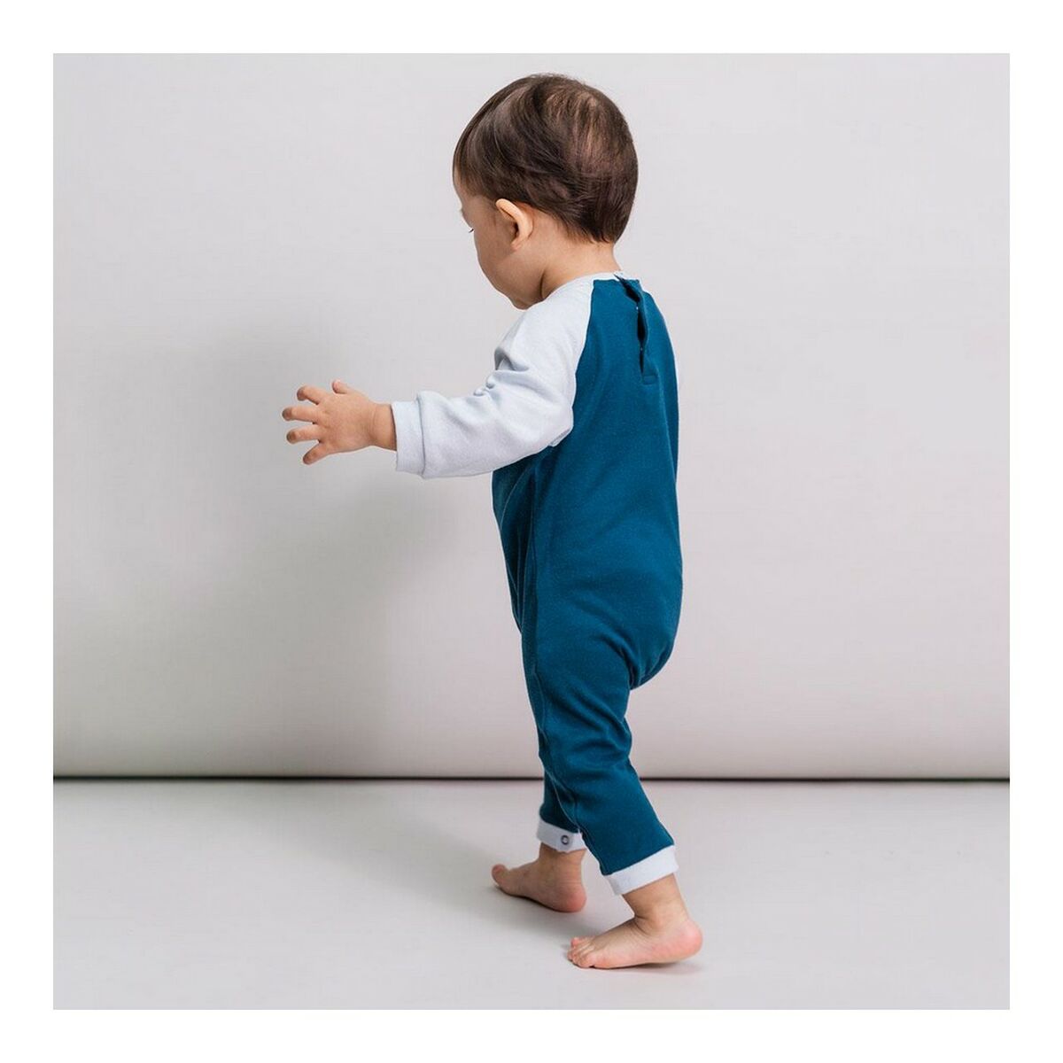 V11H918DC7D2A9590D2FBF01BF7471F408E8R3233658P3